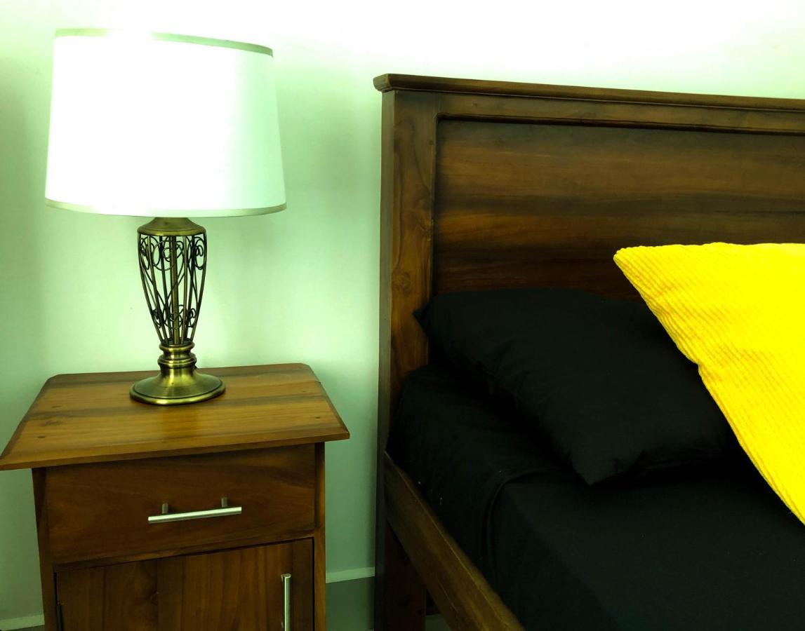 City Tower, Luxury 2 Two Bed Seaview Apartment Colombo Dehiwala-Mount Lavinia Exterior photo